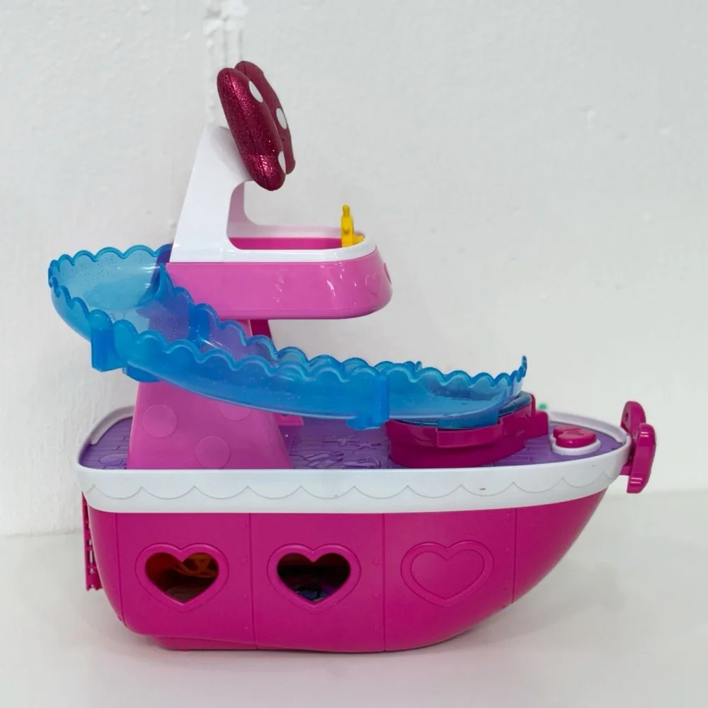 Disney Junior Minnie Mouse Bowdazzling Yacht Playset - Lights & Sound - Picture 6 of 12